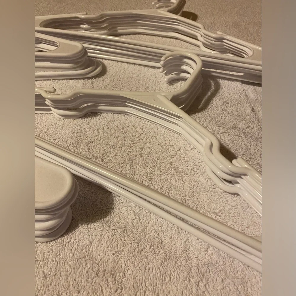 30 White Plastic Clothes Hangers
